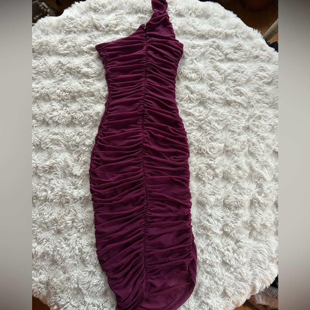 Lulus Plum Ruched Midi Dress